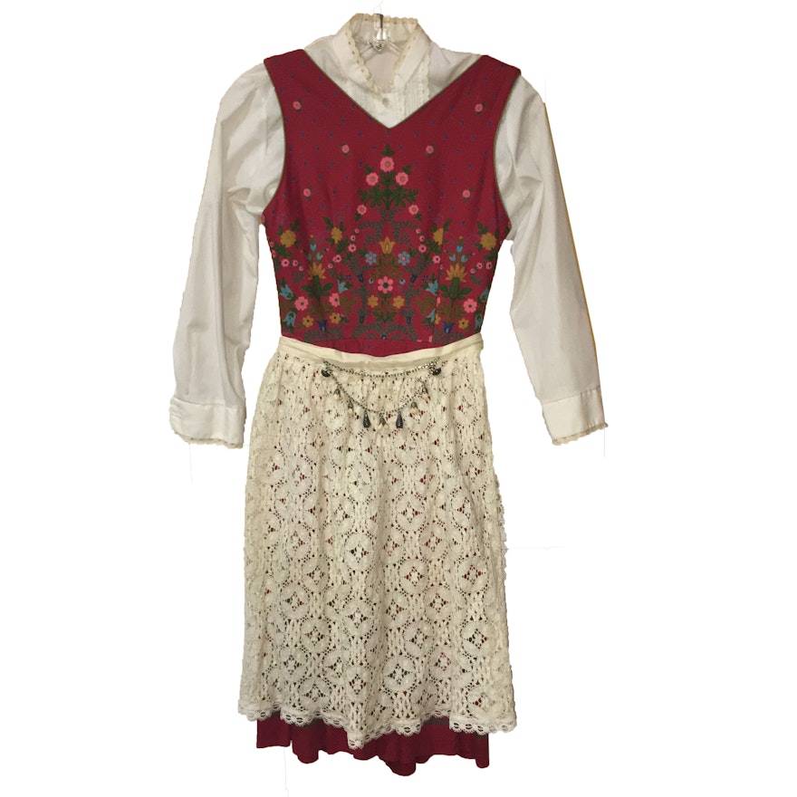 German Dirndl Dress and Lace Aprons