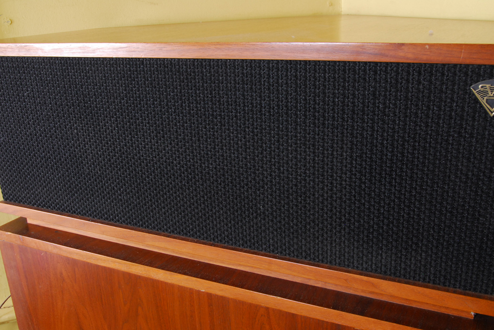 Pair of Vintage Klipschorn K-B-WL Floor Standing Corner Horn Speakers