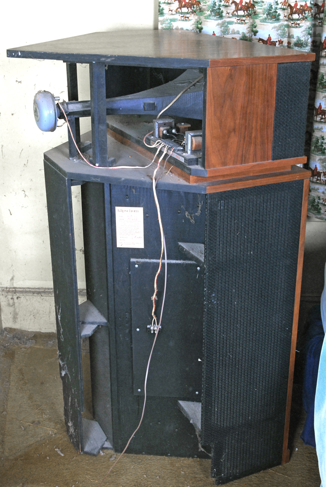 Pair of Vintage Klipschorn K-B-WL Floor Standing Corner Horn Speakers