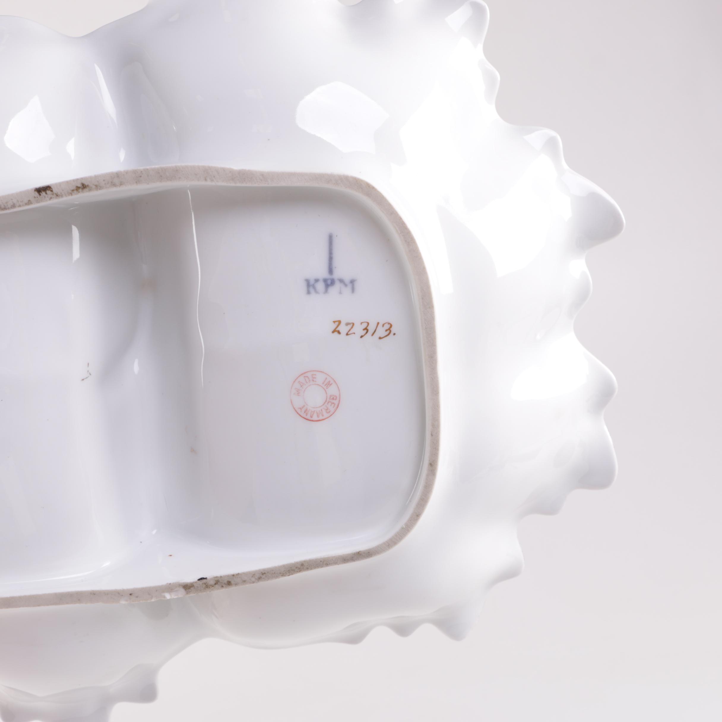 Antique Krister Porzellan-Manufaktur Serving Dish