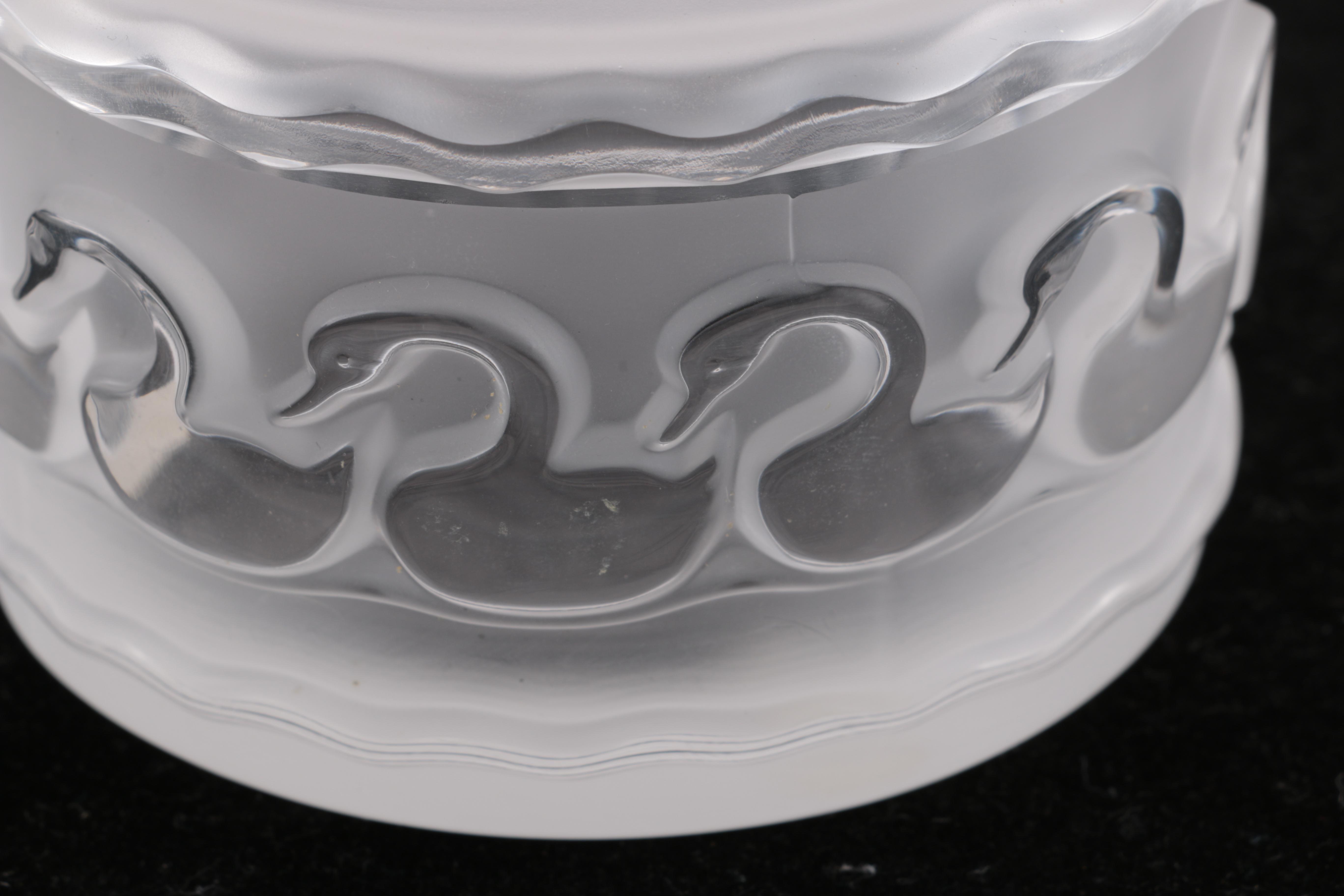 Lalique Crystal Swan Lidded Box