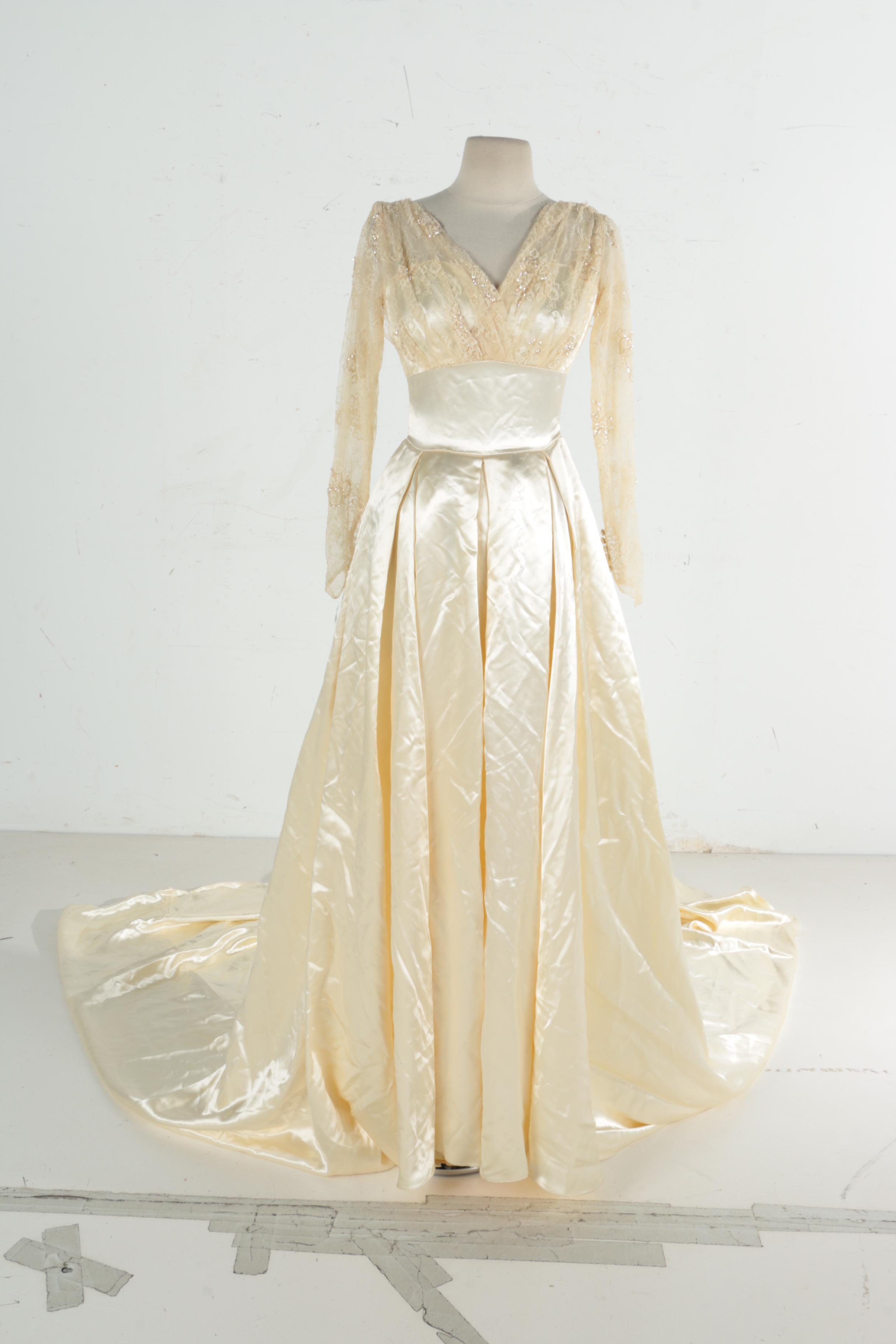Circa 1950s Vintage Wedding Dress