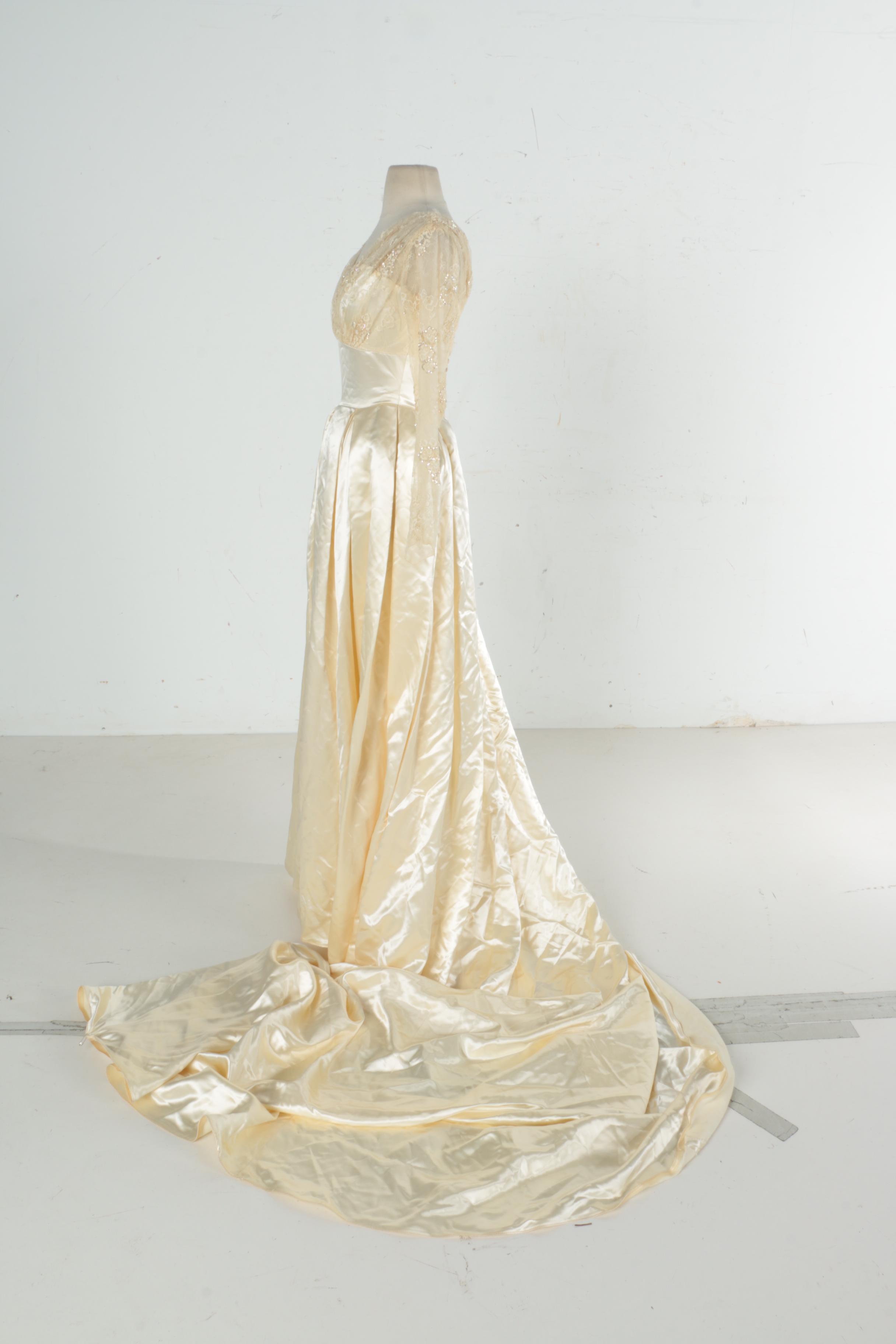 Circa 1950s Vintage Wedding Dress