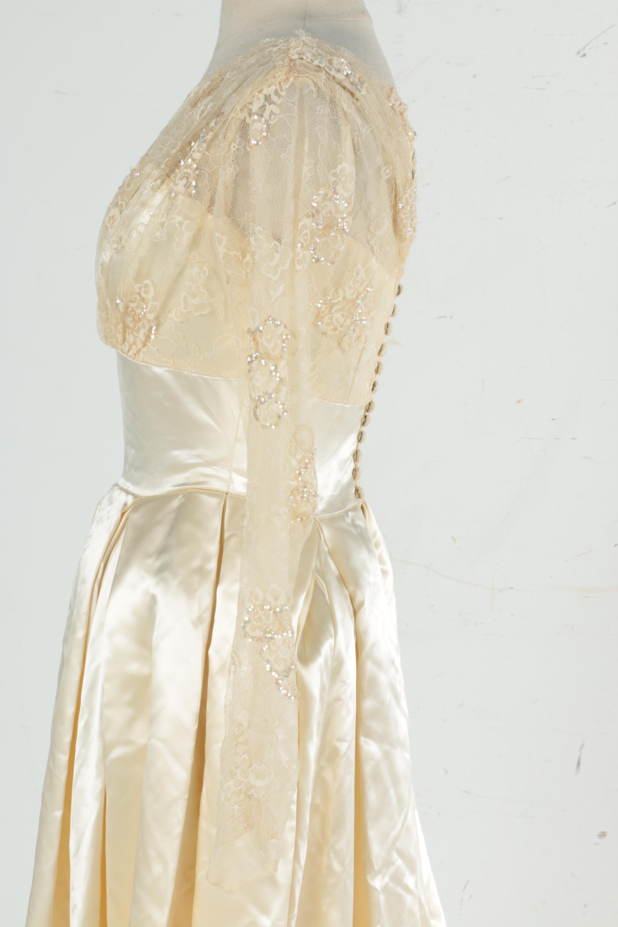Circa 1950s Vintage Wedding Dress