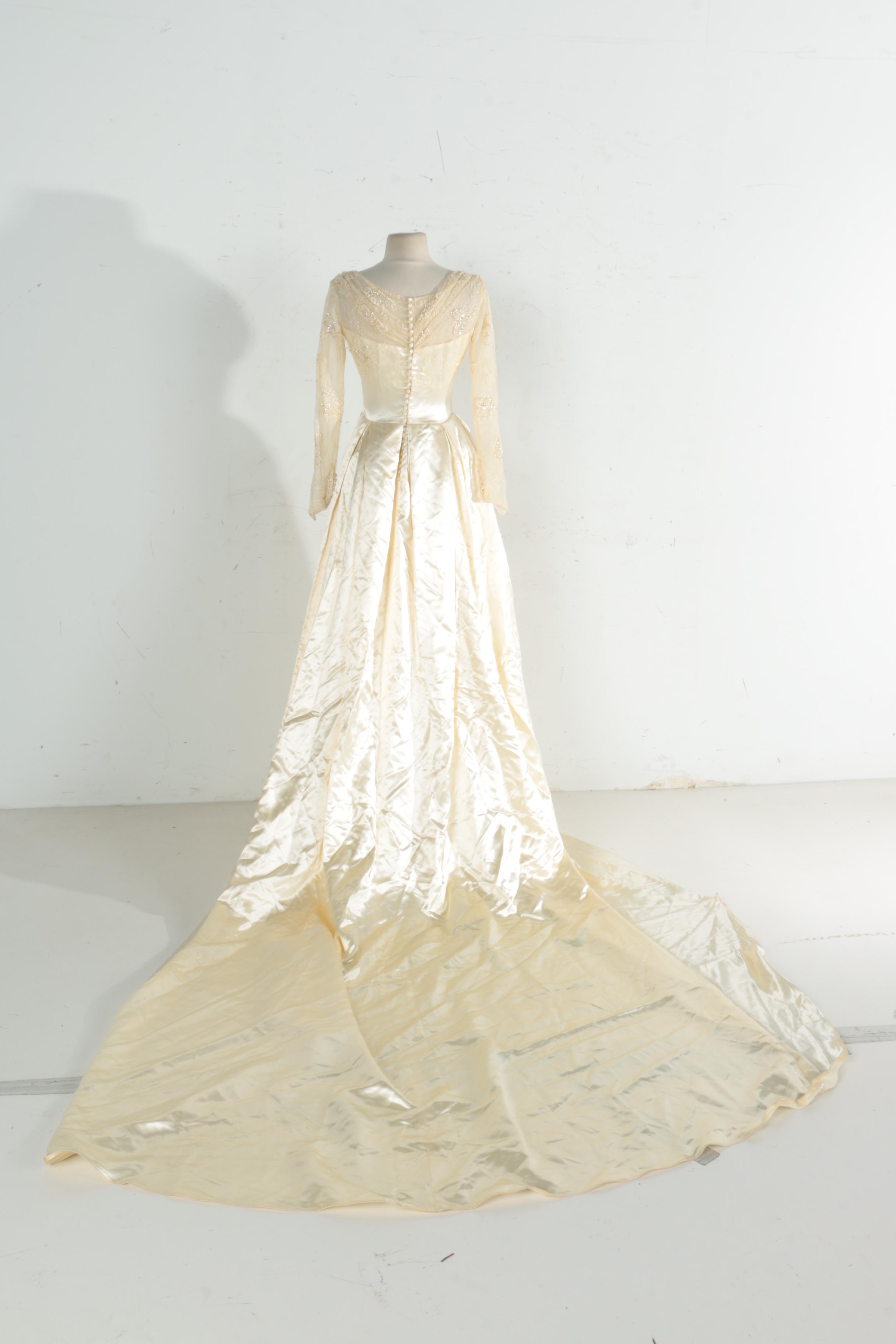 Circa 1950s Vintage Wedding Dress