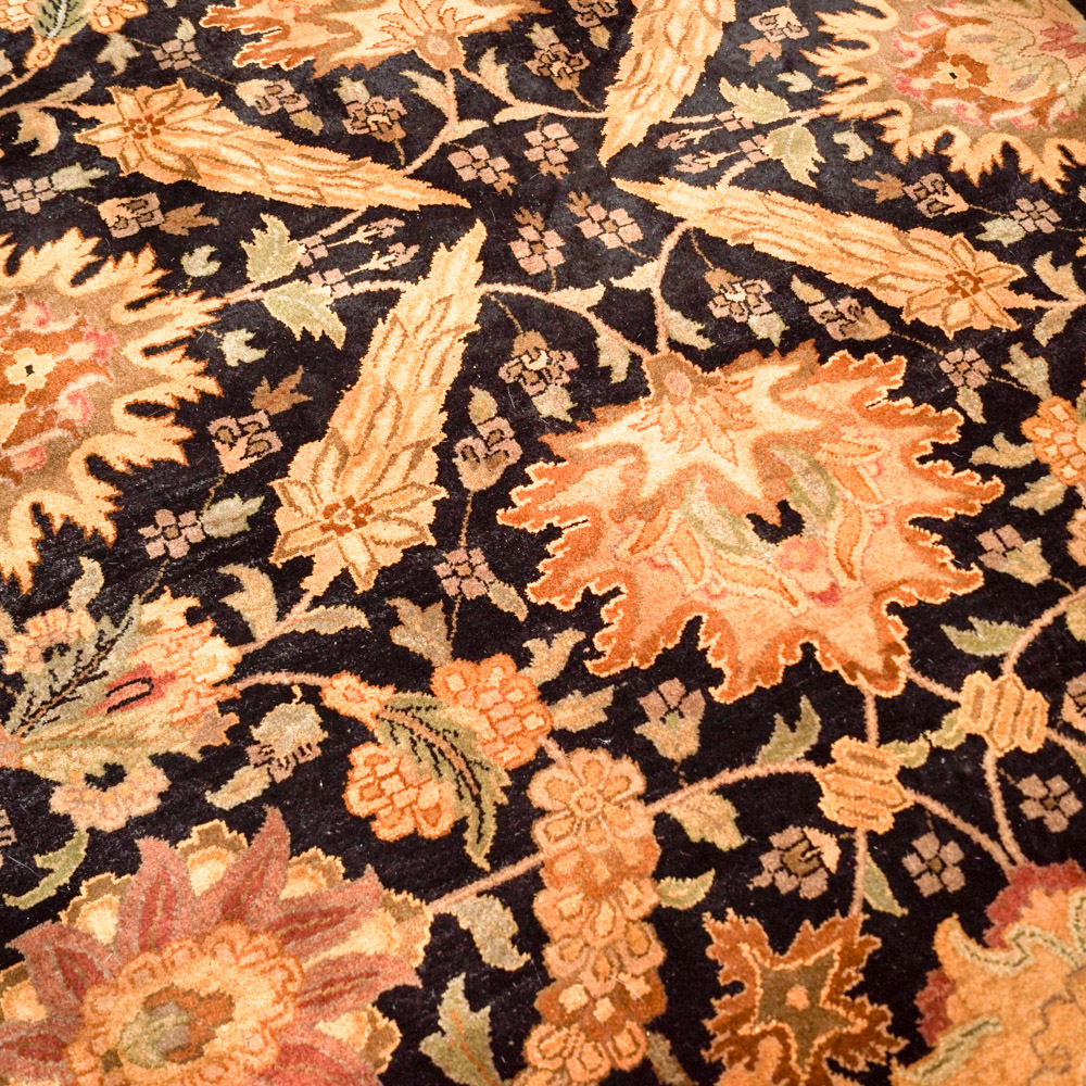 Hand-Knotted Indo-Persian Round Area Rug