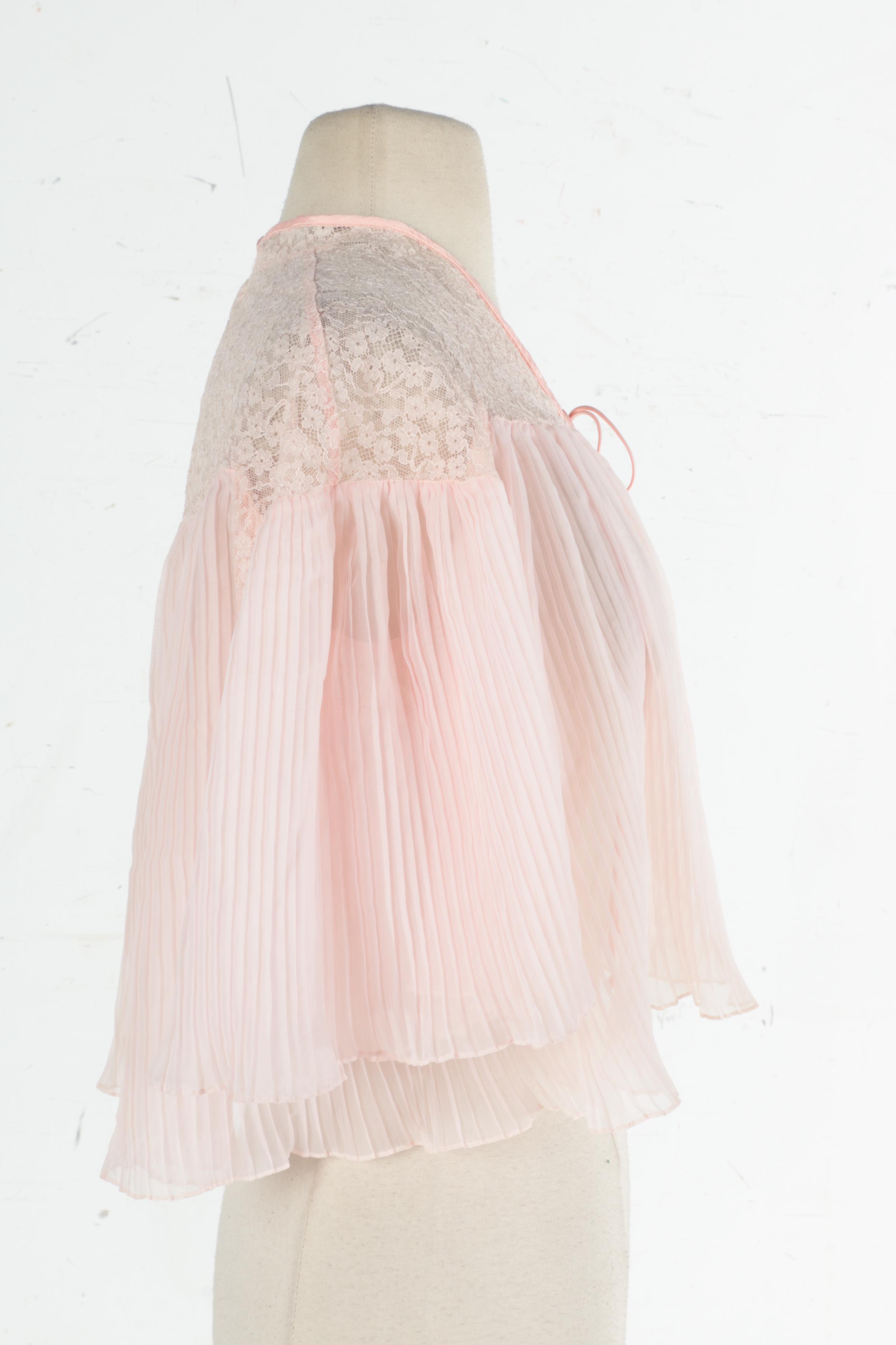 Vintage Ariel Barbizon Light Pink Crystal Pleat Bed Jacket