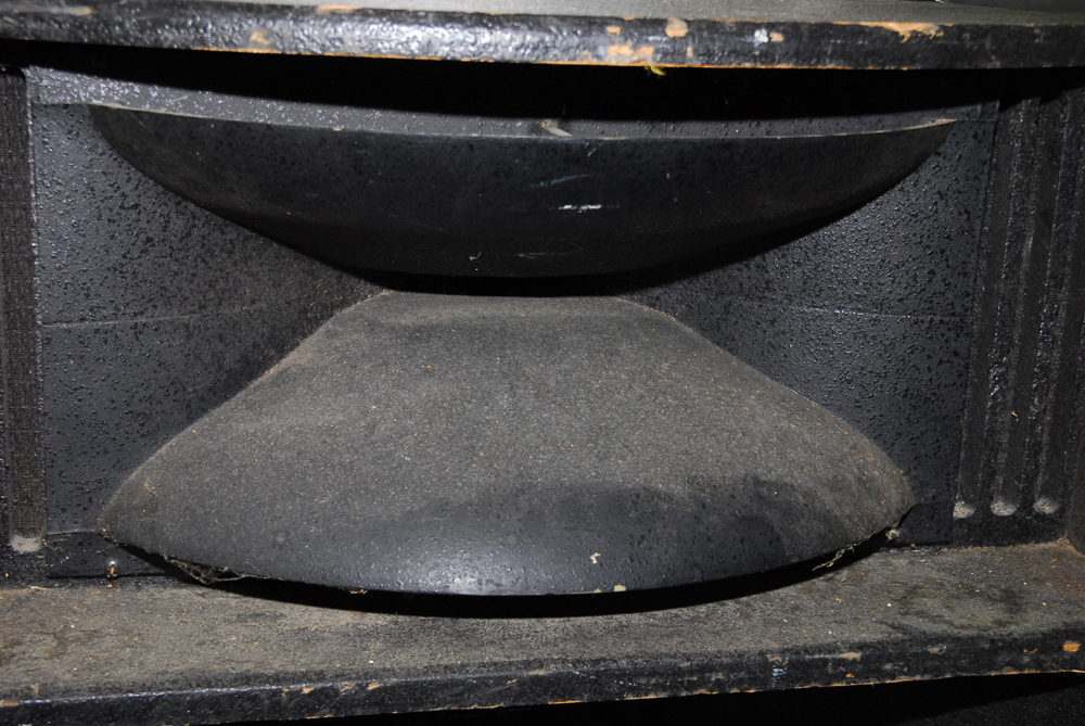 Pair Of Peavey SP-3 Precision Transducer Speakers