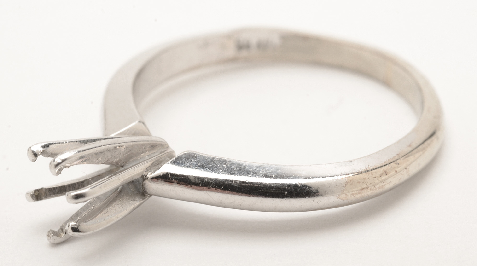 14K White Gold Six-Prong Setting and Band