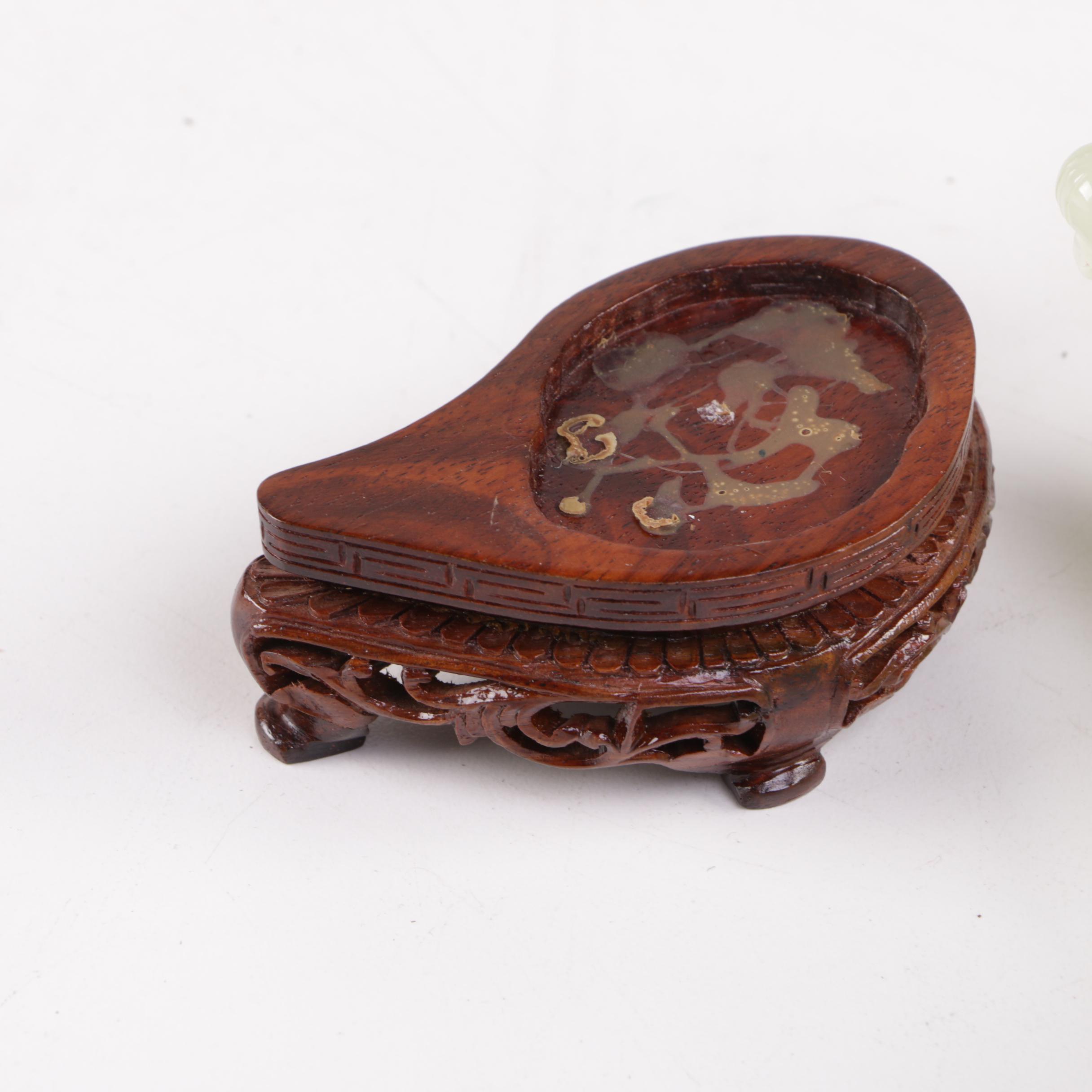 Carved Bowenite Figurine of Guanyin with Stand