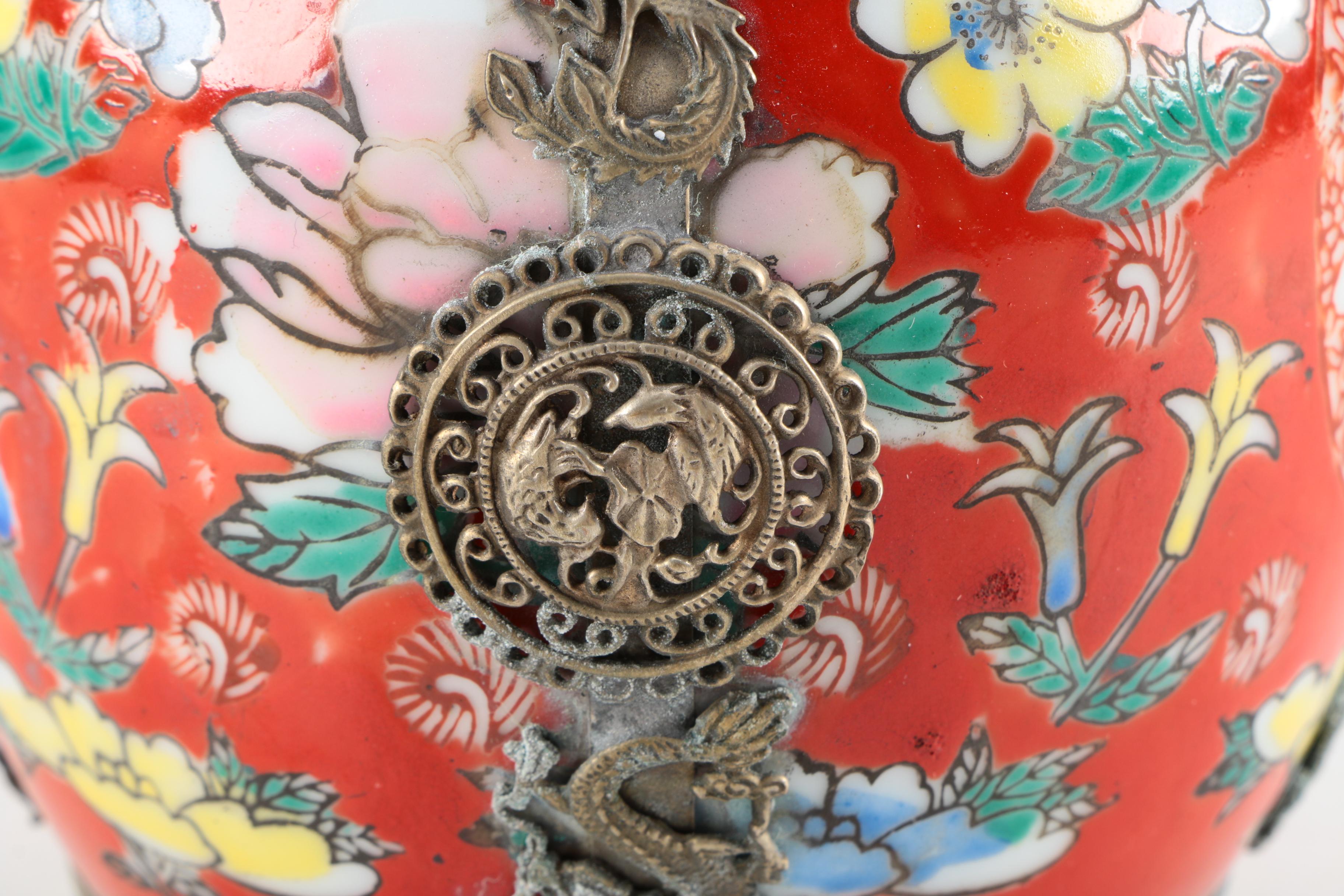 Vintage Chinese Guardian Lion Tea Pot