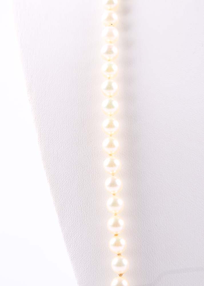 Cultured Pearl Necklace with 14K Yellow Gold Clasp