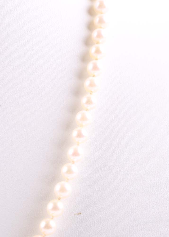 Cultured Pearl Necklace with 14K Yellow Gold Clasp