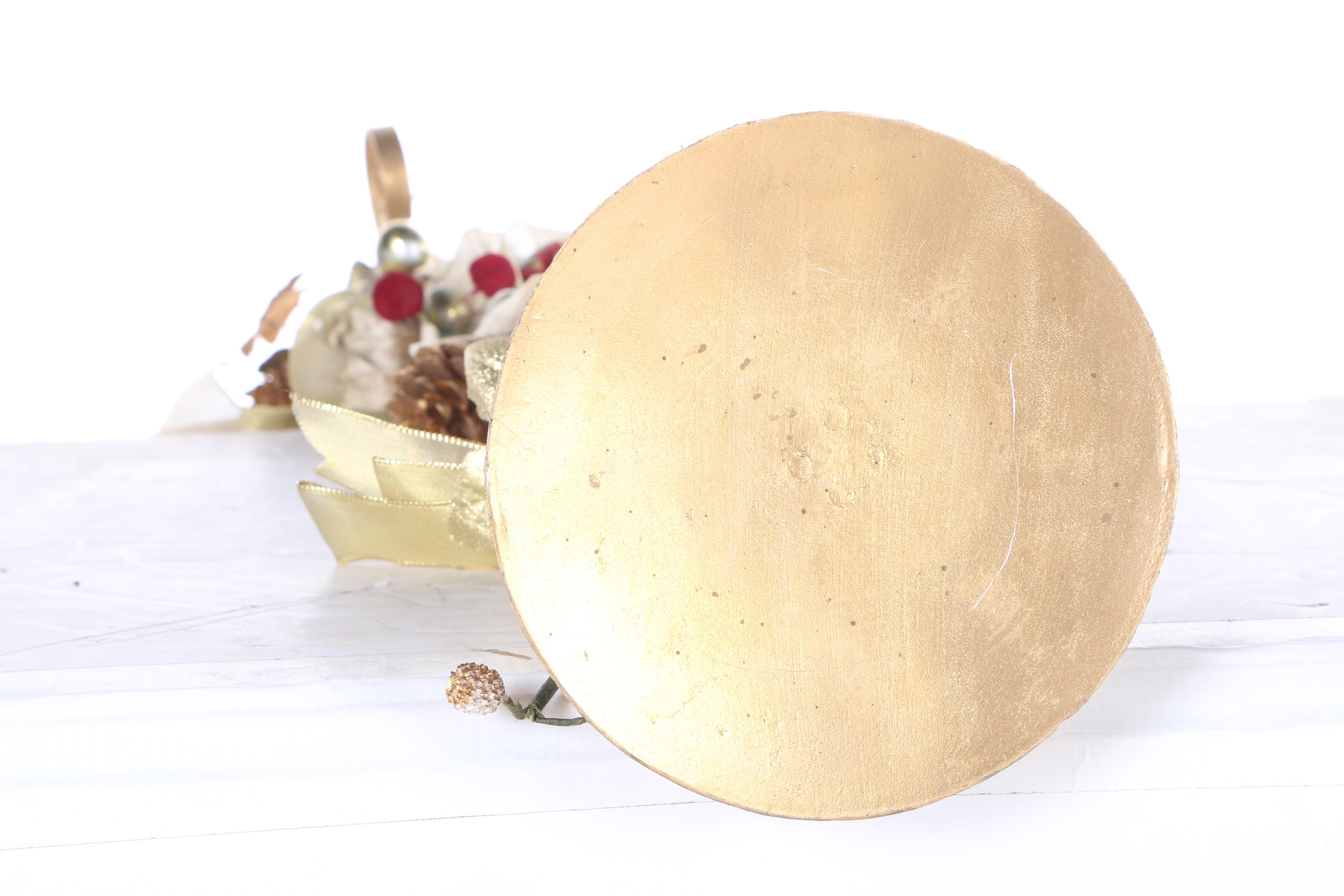 Holiday Themed Candle Holder