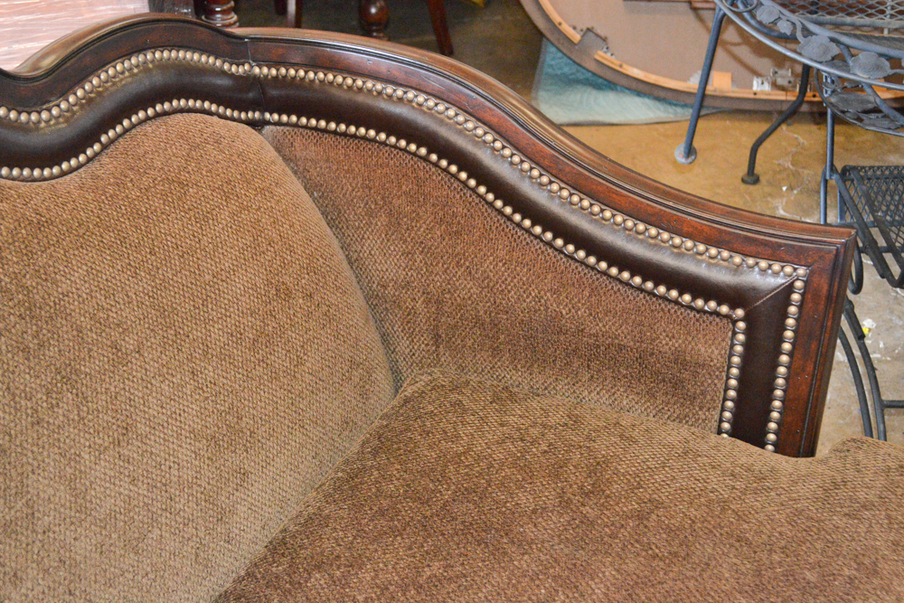 Edwardian Inspired Markor Sofa