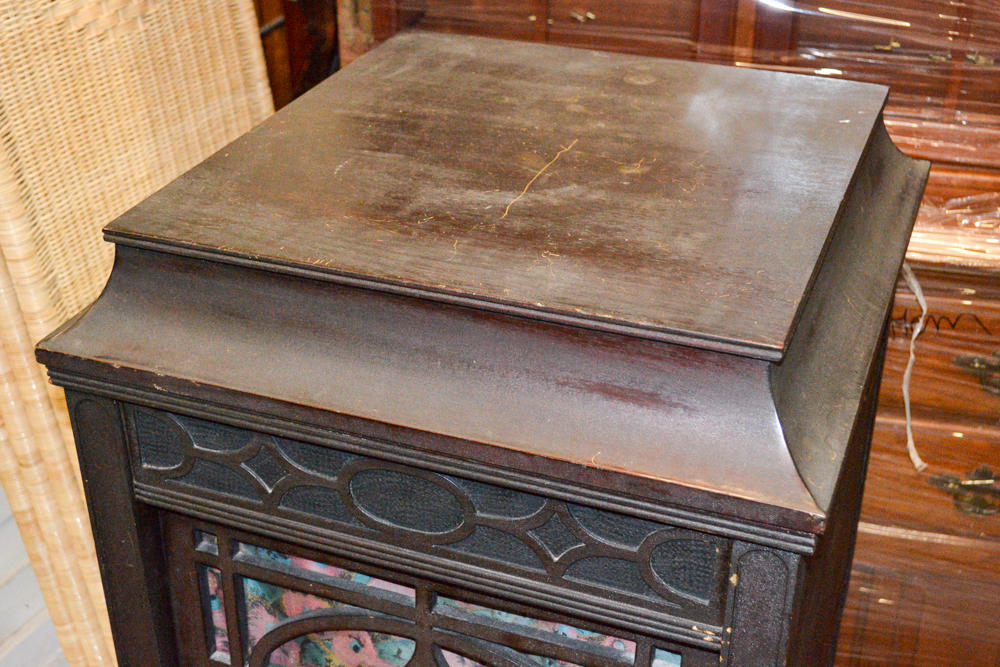 Early 20th Century Edison Diamond Disc Phonograph Player C-150