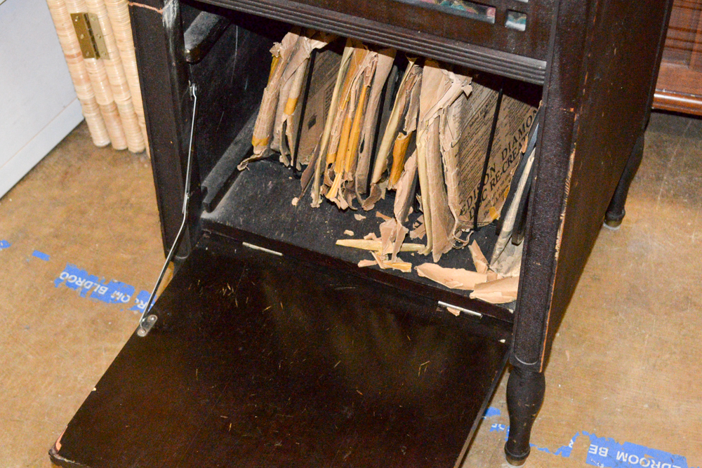 Early 20th Century Edison Diamond Disc Phonograph Player C-150