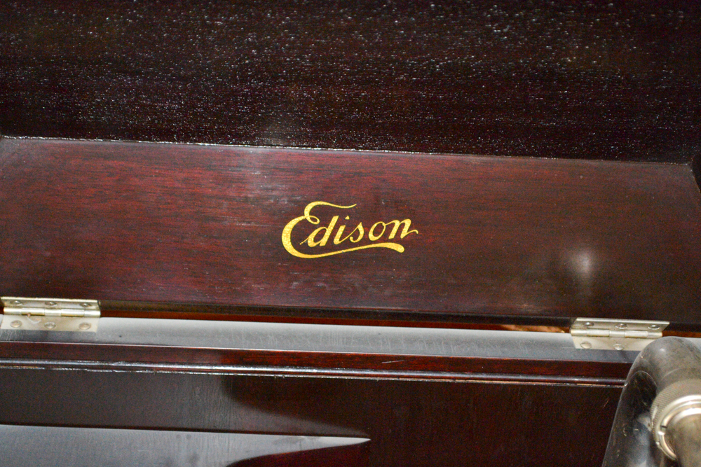 Early 20th Century Edison Diamond Disc Phonograph Player C-150