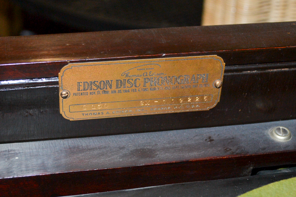 Early 20th Century Edison Diamond Disc Phonograph Player C-150