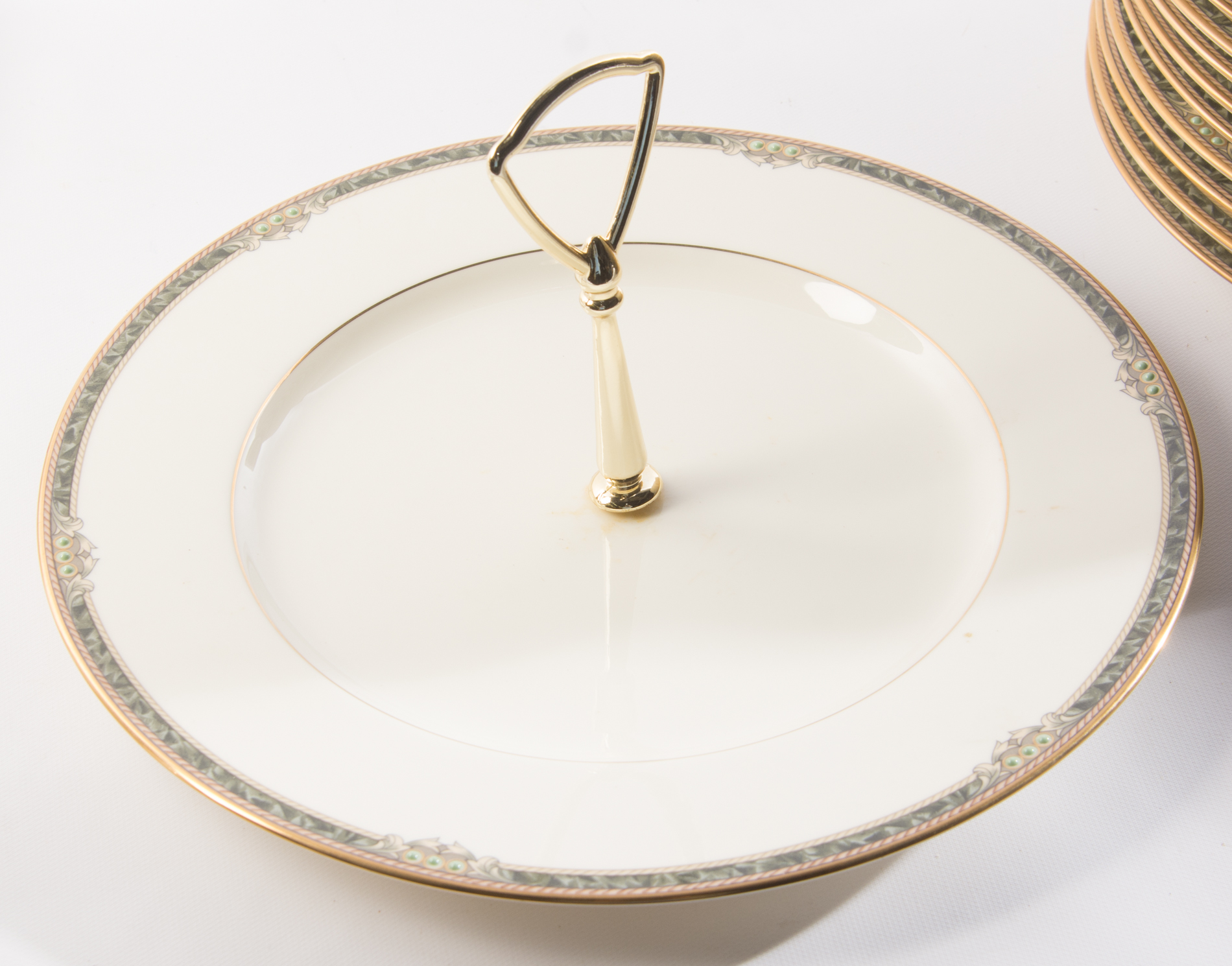 Noritake "Covina" Bone China Place Settings