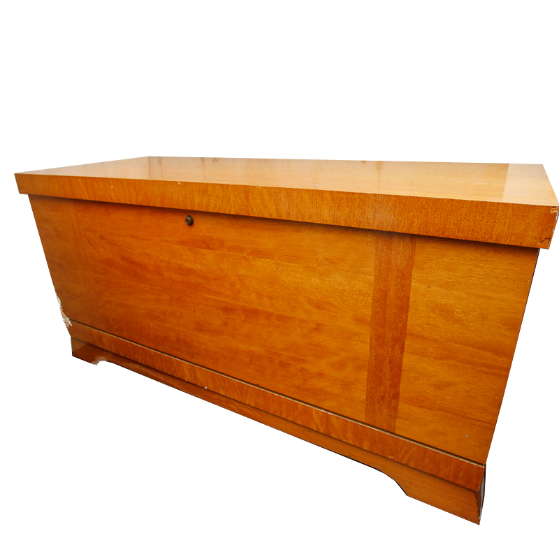 Vintage Art Deco Style Lane Cedar Chest