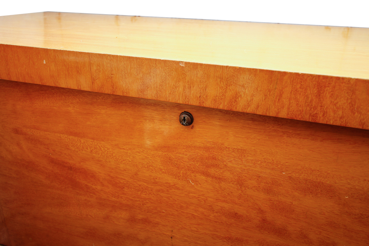 Vintage Art Deco Style Lane Cedar Chest