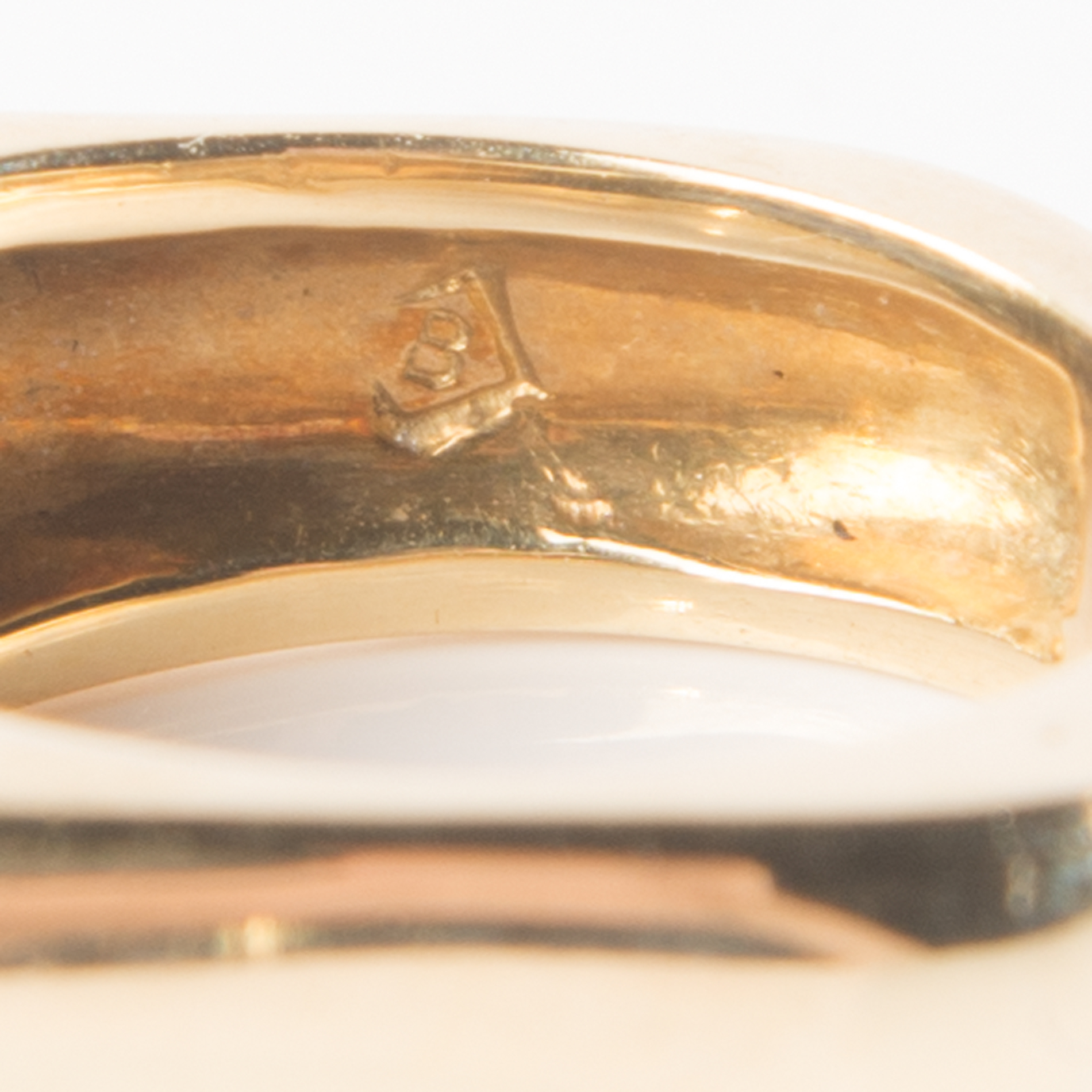 18K Yellow Gold Lapis Lazuli and Diamond Saddle Ring