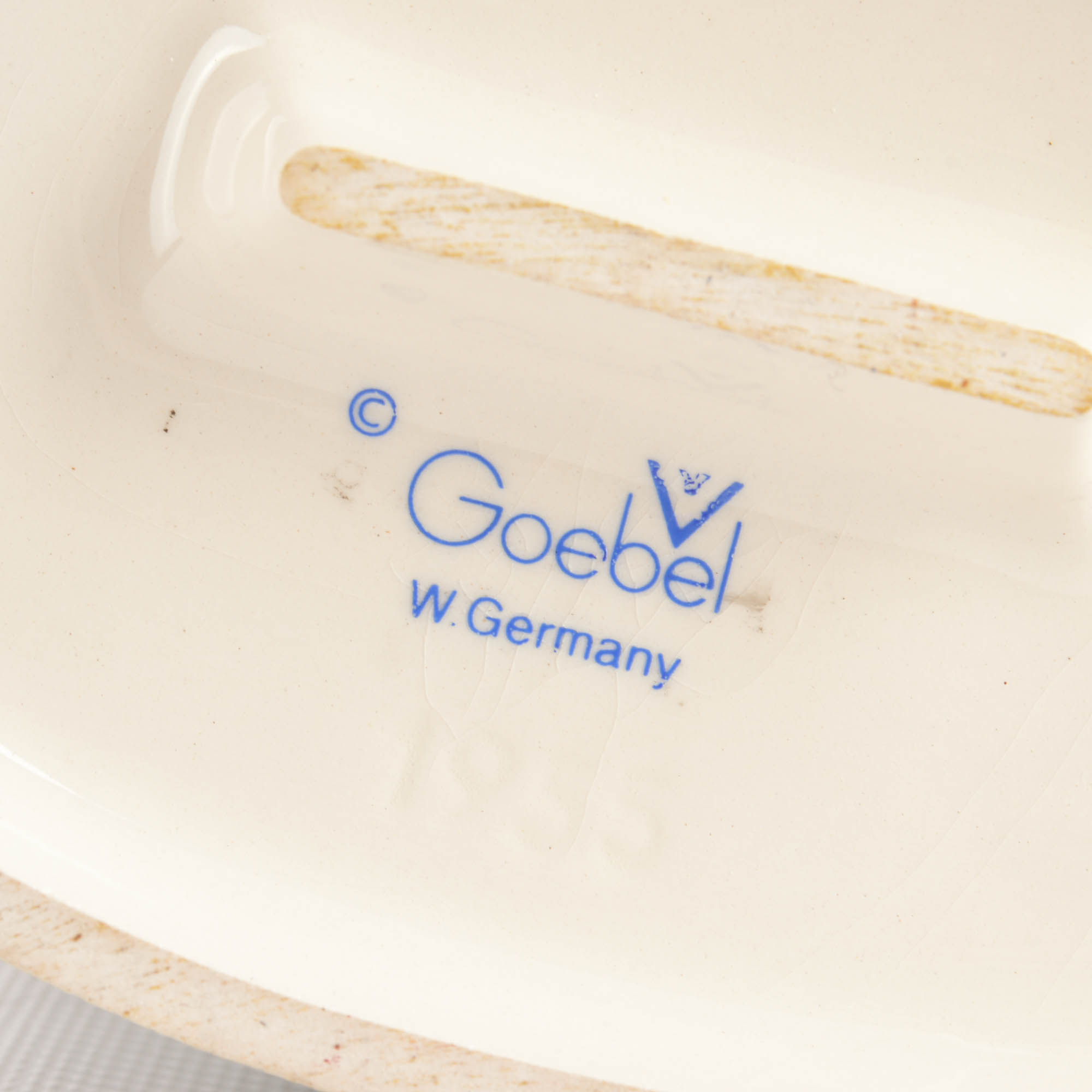 1955 M.J. Hummel "Crossroads" Figurine