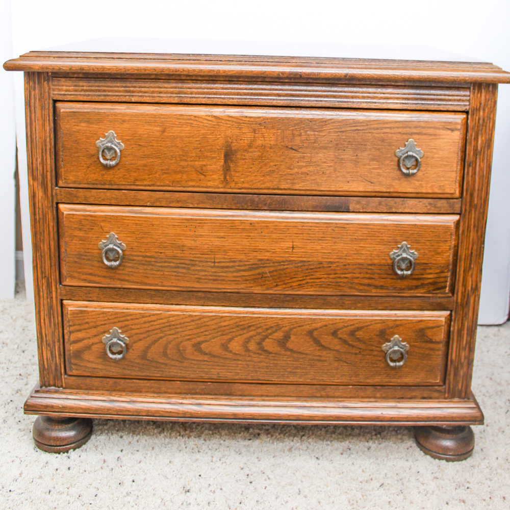 Ethan Allen Oak Side Table