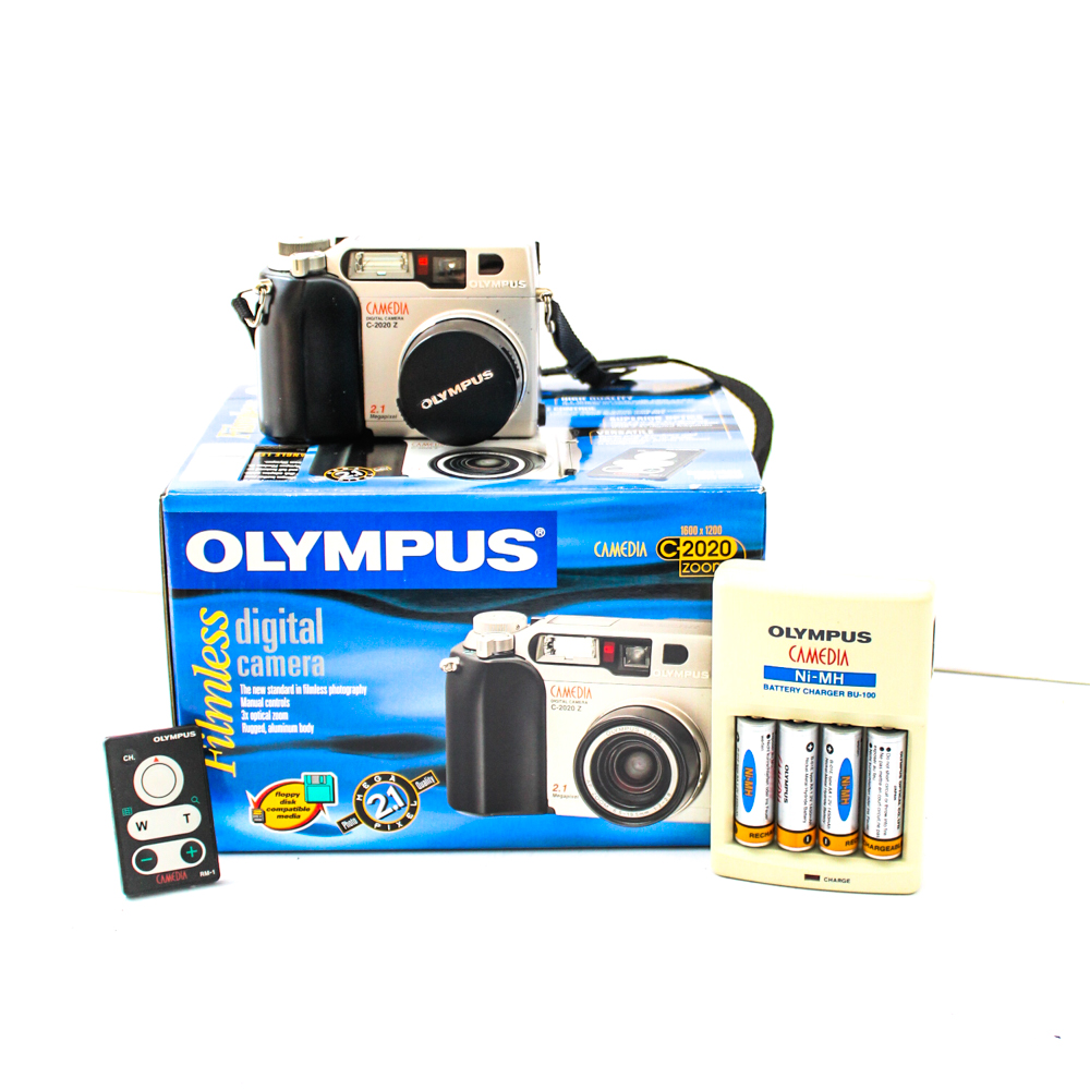 Olympus C-2020 Digital Camera