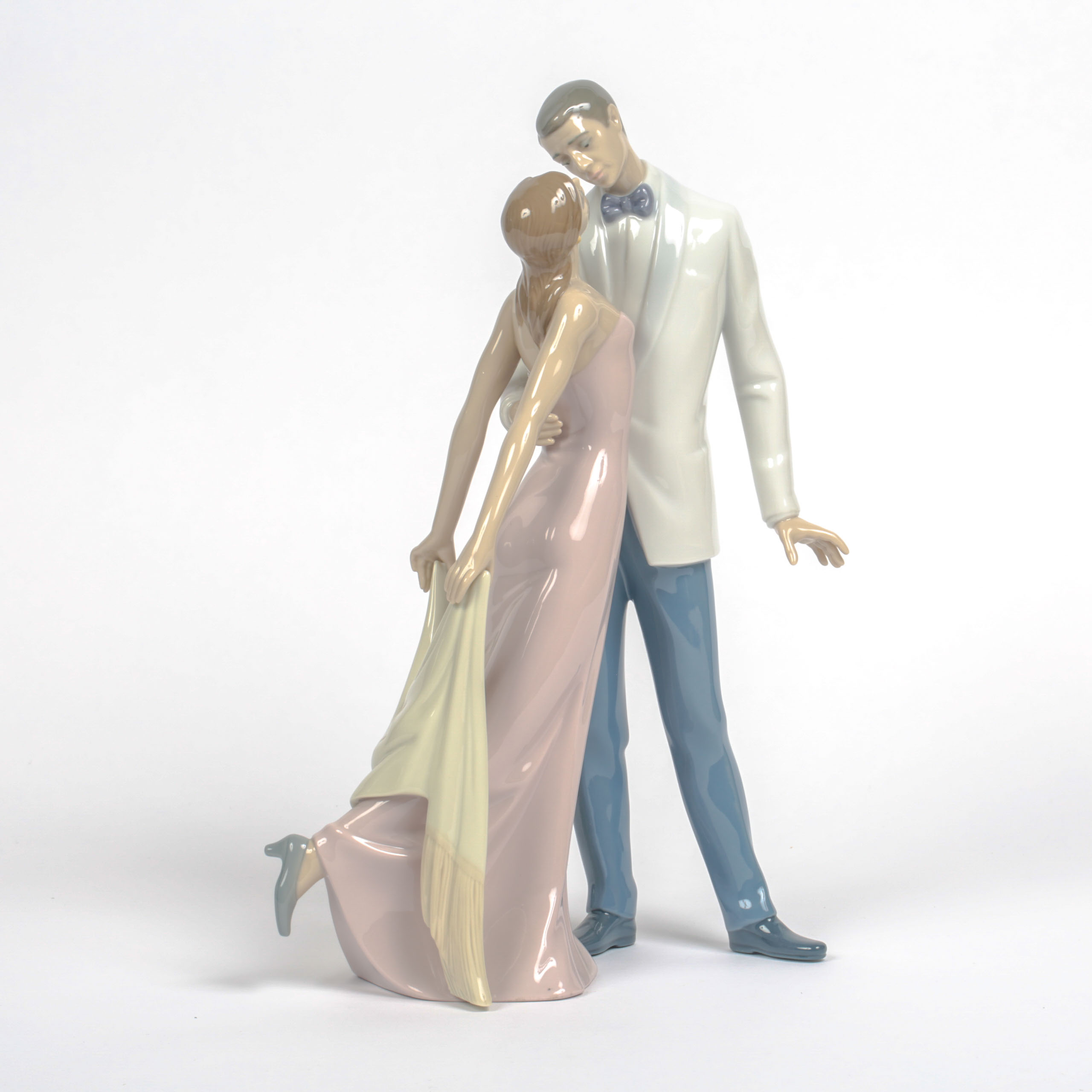 Lladro "Happy Anniversary" Figure