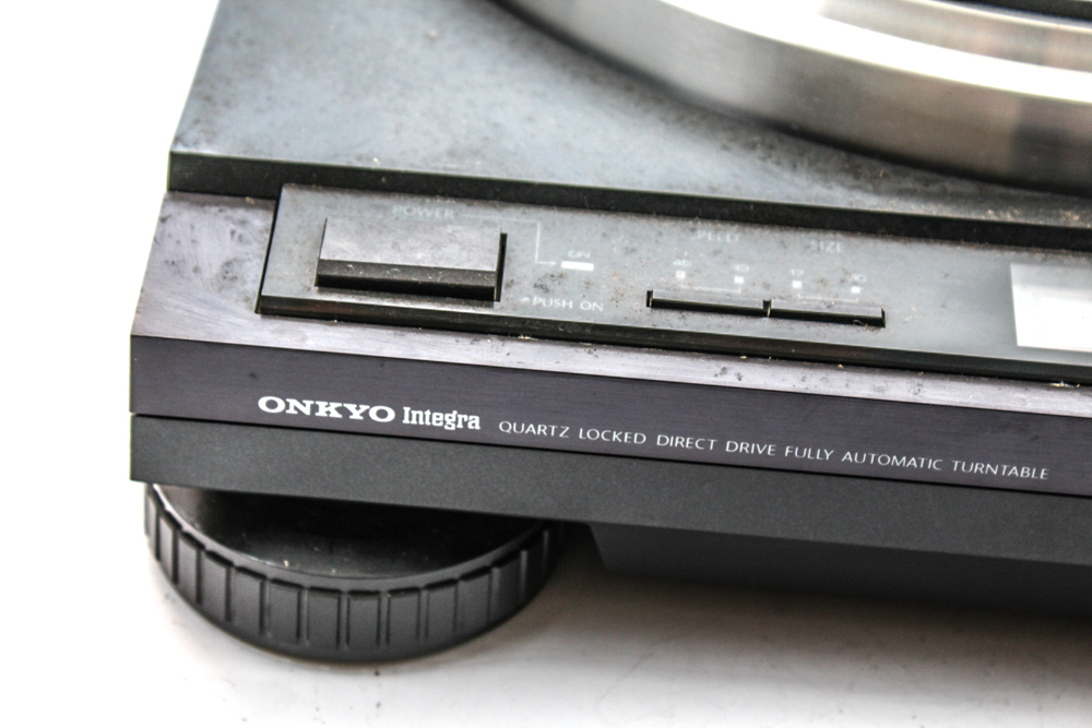 Onkyo Integra CP-1055F Turntable