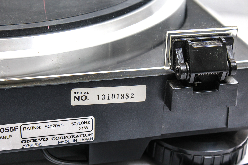 Onkyo Integra CP-1055F Turntable