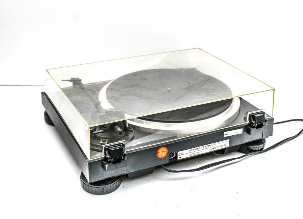 Onkyo Integra CP-1055F Turntable
