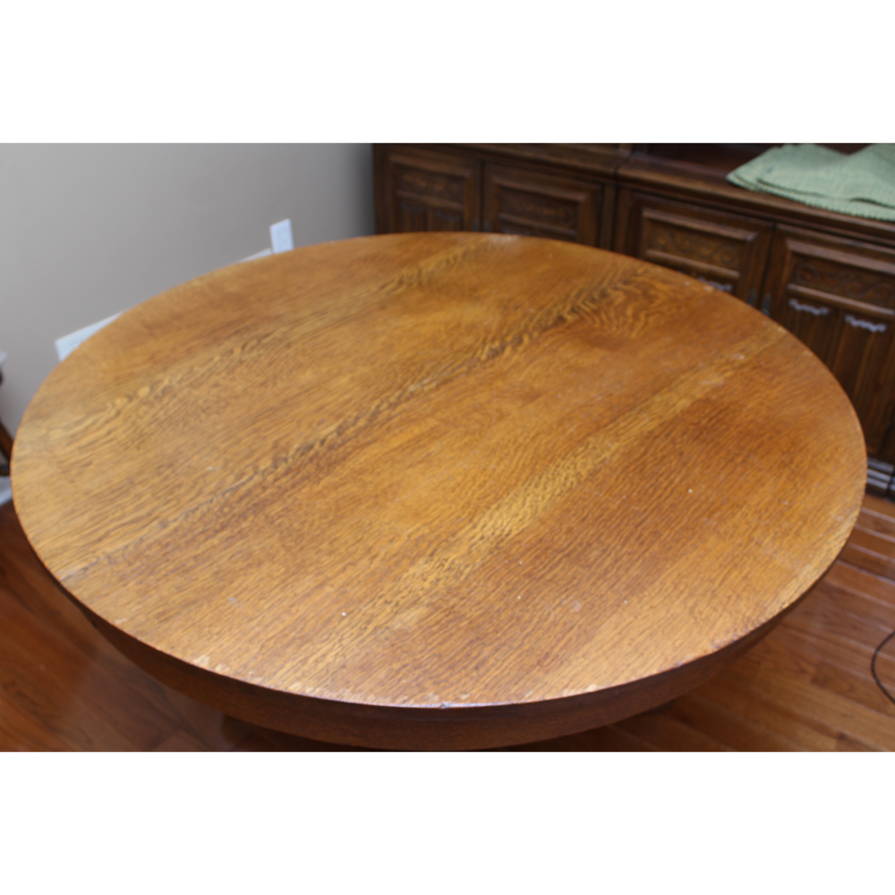 Round Oak Dining Table
