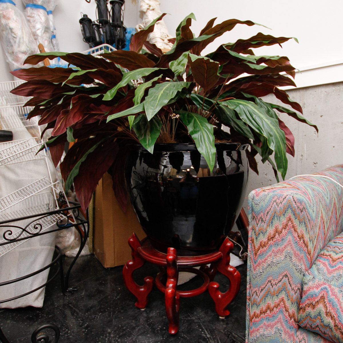 Faux Peace Lily Plant with Ceramic Vase
