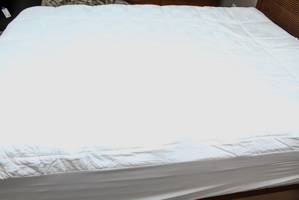 Sleep Number "Innovation" Queen Size Mattress and Base