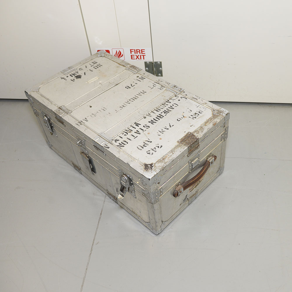 Kowa Industry Metal Trunk