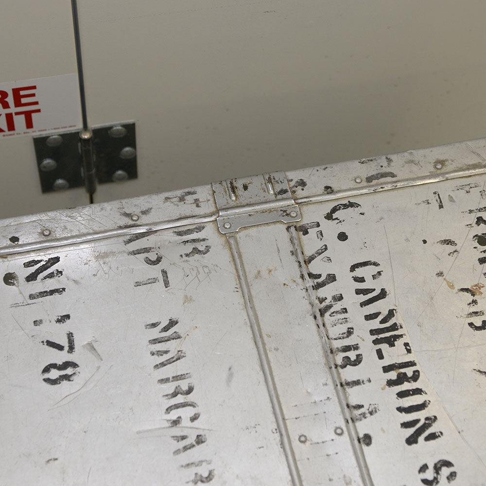 Kowa Industry Metal Trunk