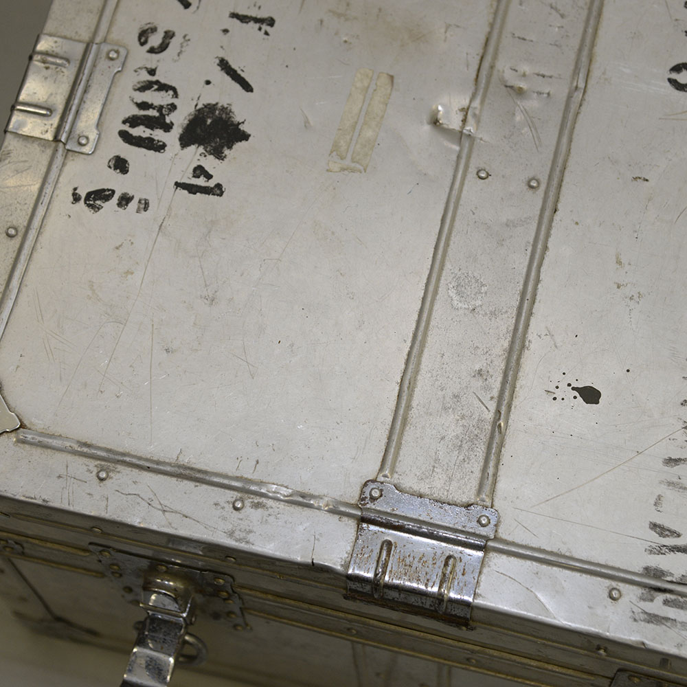 Kowa Industry Metal Trunk