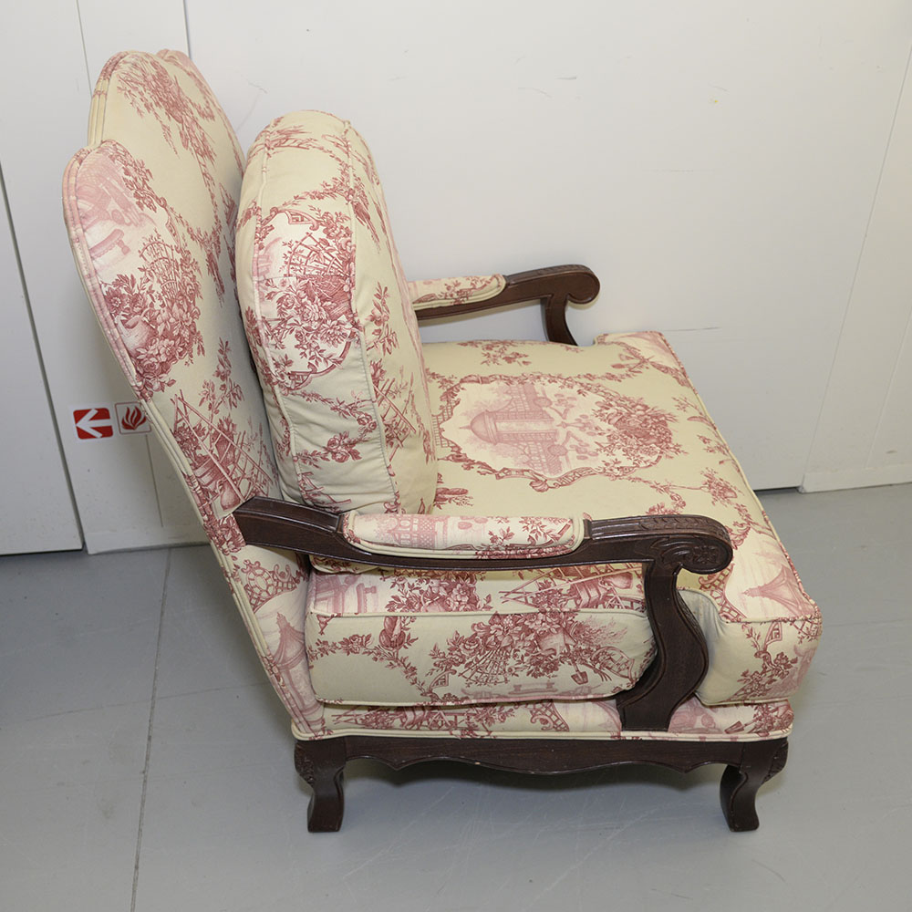 Toile Upholstered Fauteil a la Reine Chair