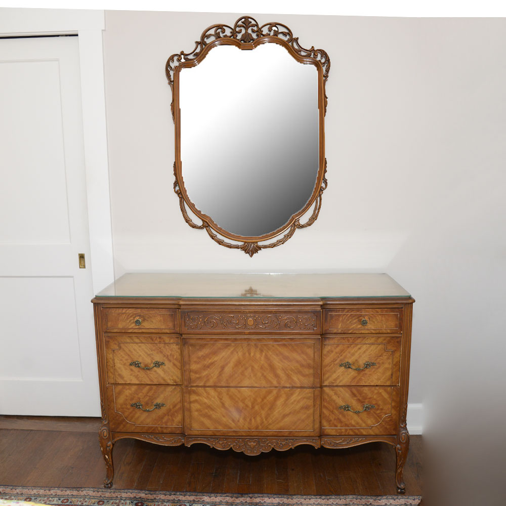 Vintage Louis XV Style Bedroom Suite