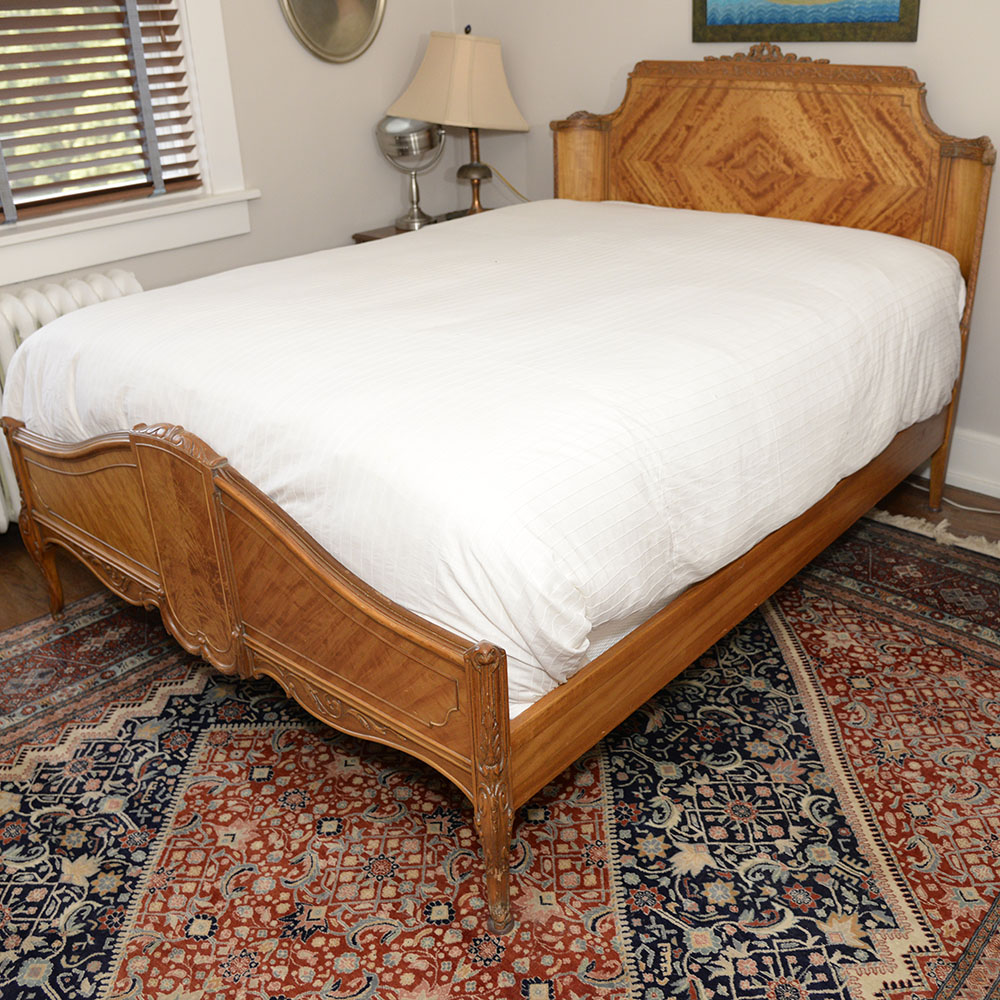 Vintage Louis XV Style Bedroom Suite