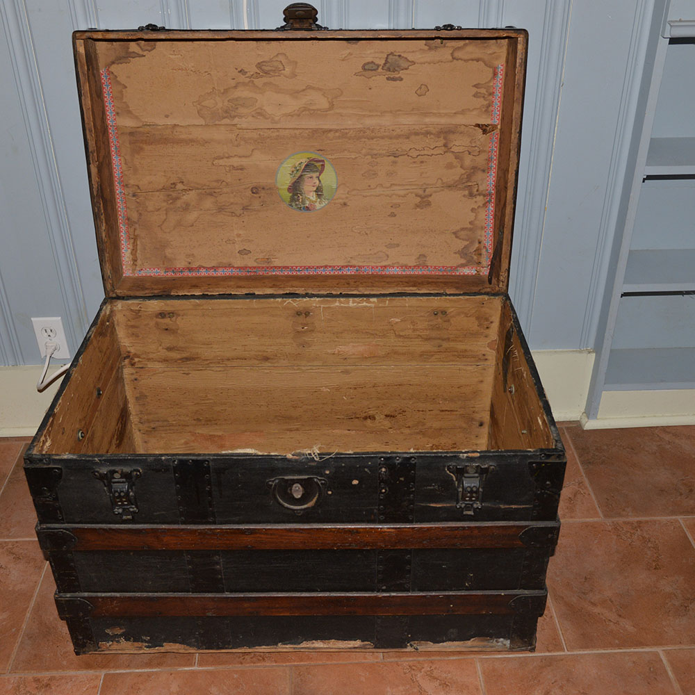Early 20th Century Antique Travel Trunk
