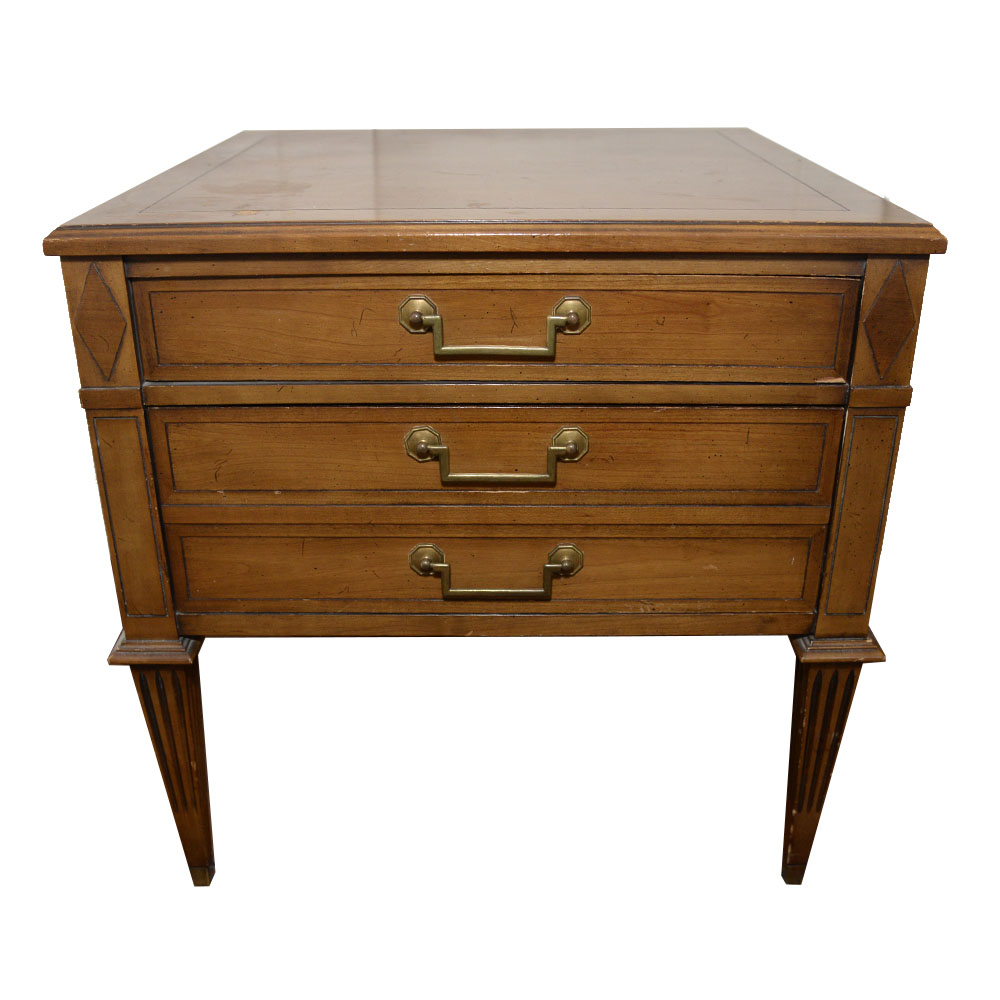 Vintage Imperial Walnut Veneer Side Table