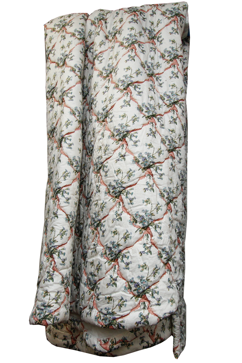 Accent Table with Ottoman and Comforter