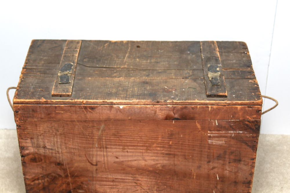 Antique Pine Crate with Lid