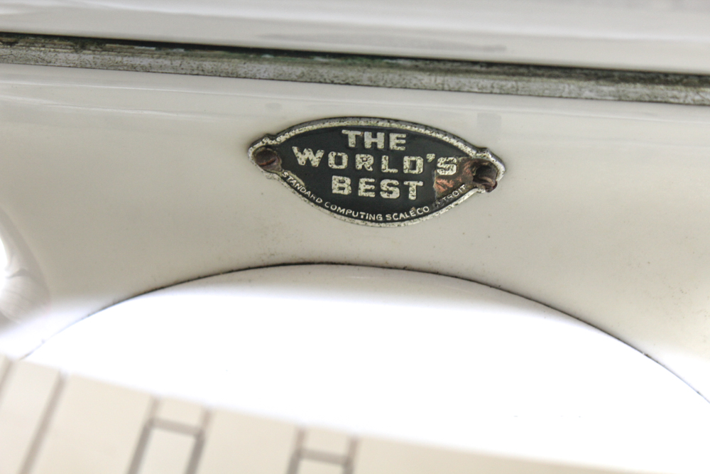 Vintage Retail Scale