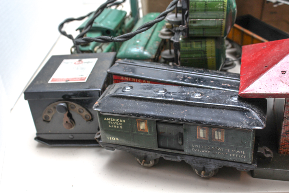 Vintage American Flyer O-Scale 3-Rail Train Set