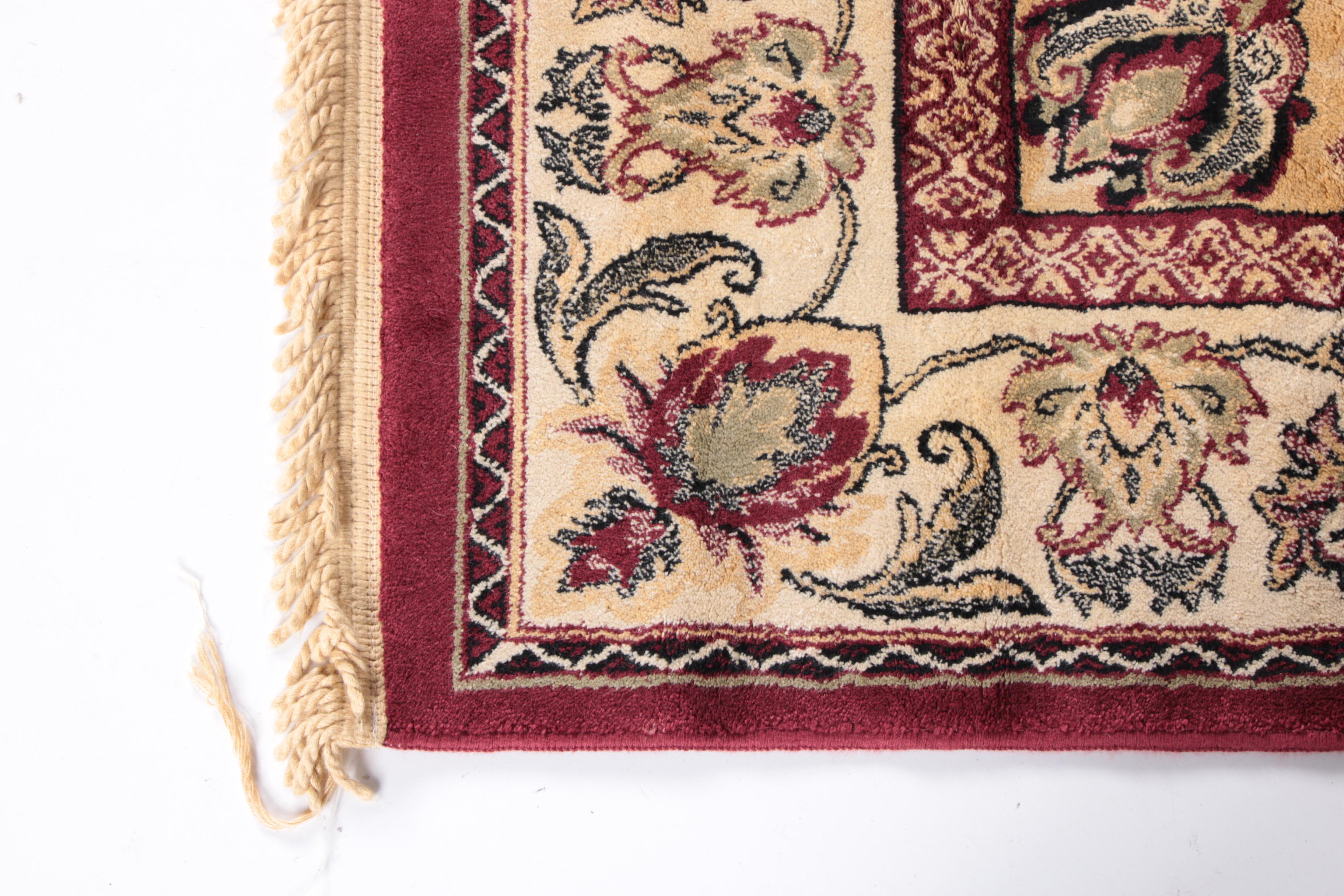 Machine Made Persian Style Area Rug